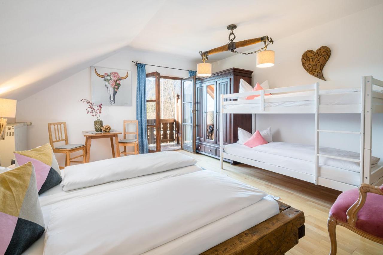 Zur Schoenen Aussicht Hotel Garni 가르미슈파르텐키르헨 외부 사진