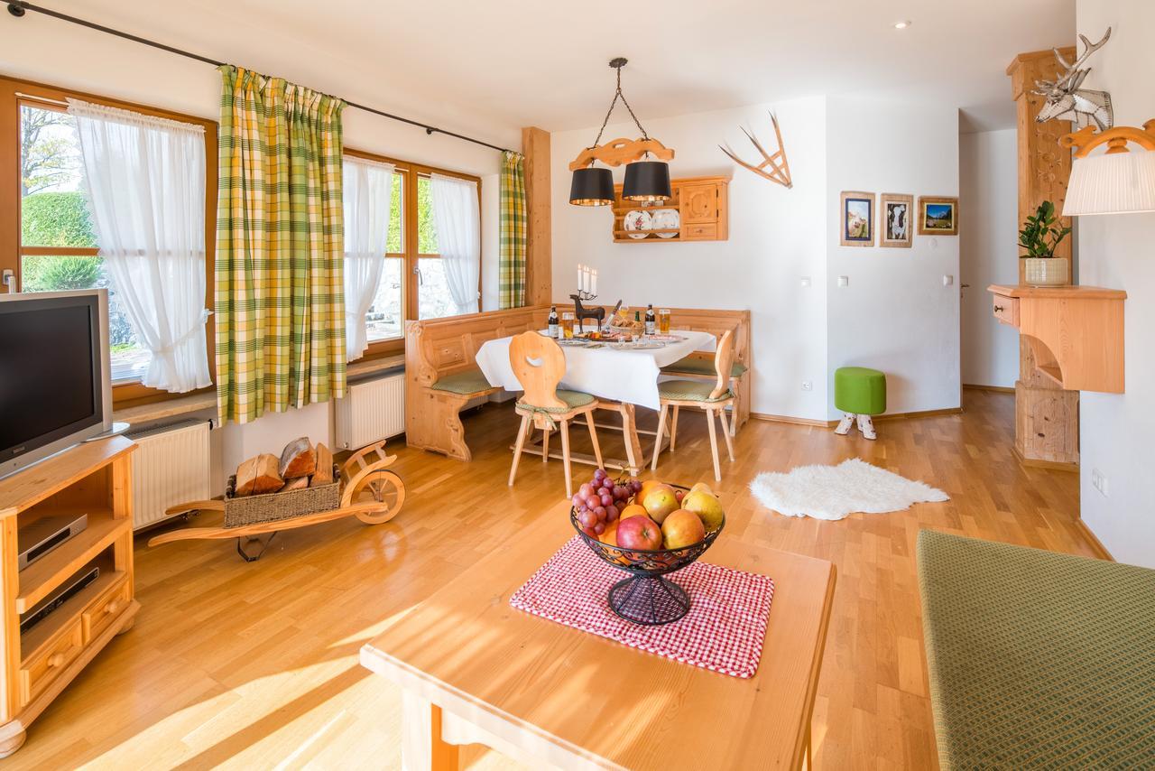 Zur Schoenen Aussicht Hotel Garni 가르미슈파르텐키르헨 외부 사진