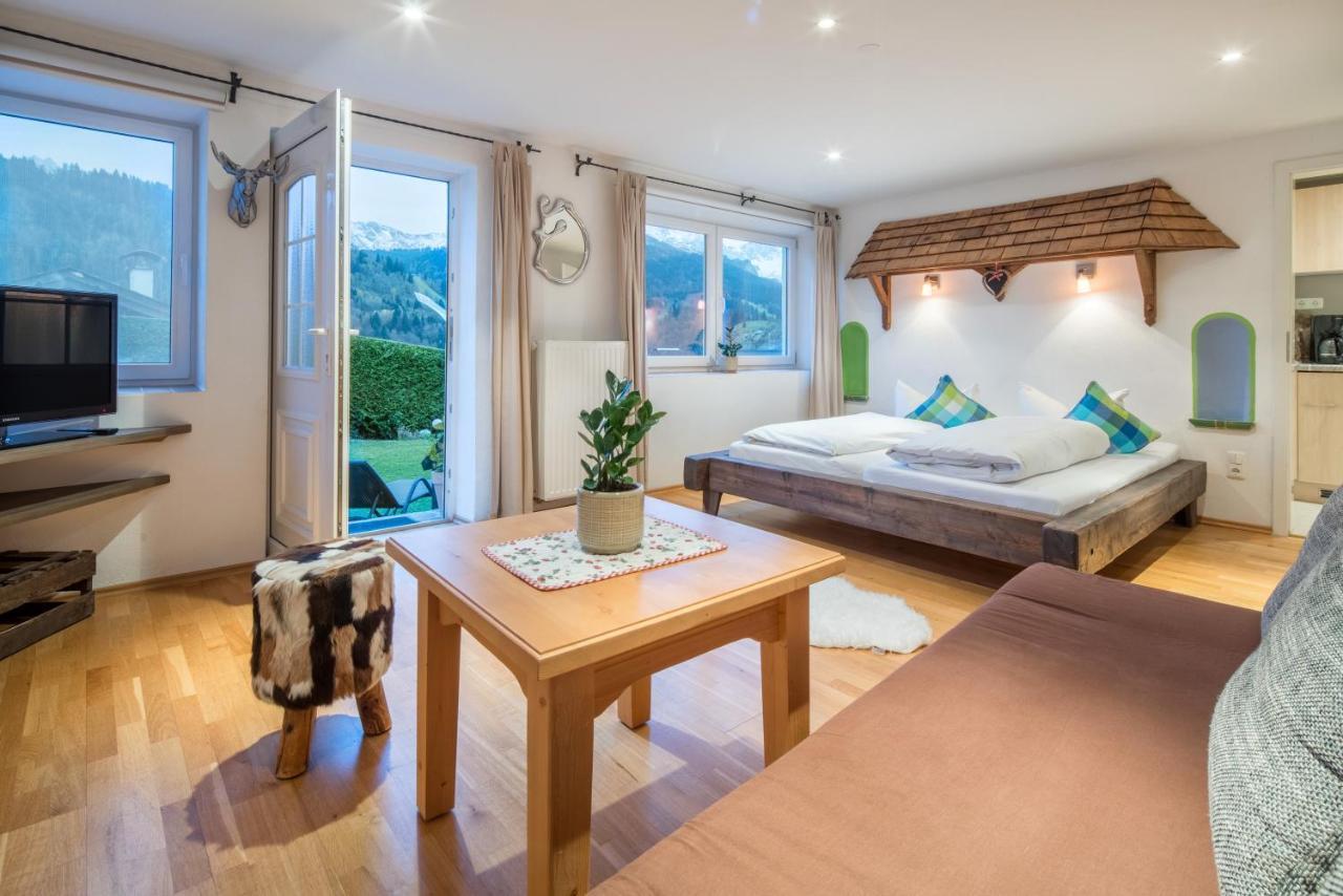 Zur Schoenen Aussicht Hotel Garni 가르미슈파르텐키르헨 외부 사진